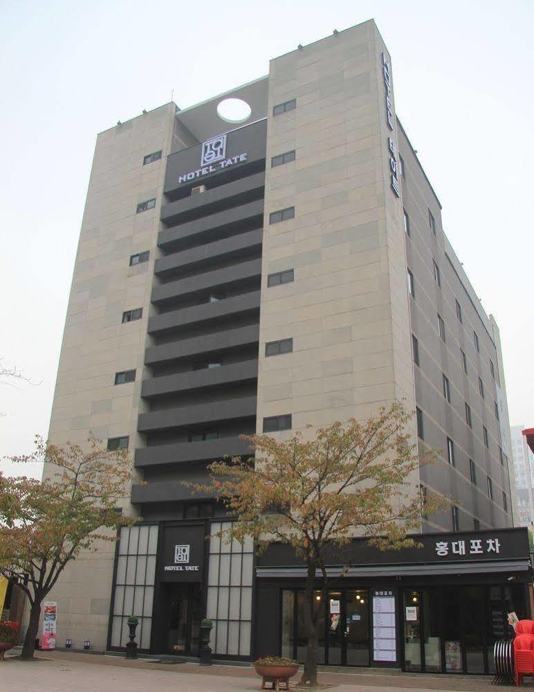 Hotel Tate Suwon Exteriör bild